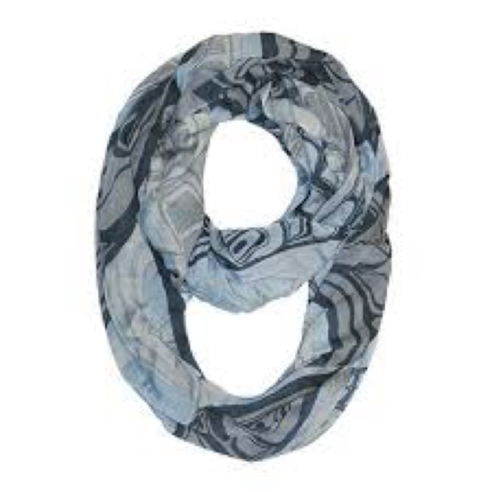 Two Ravens Circle Scarf